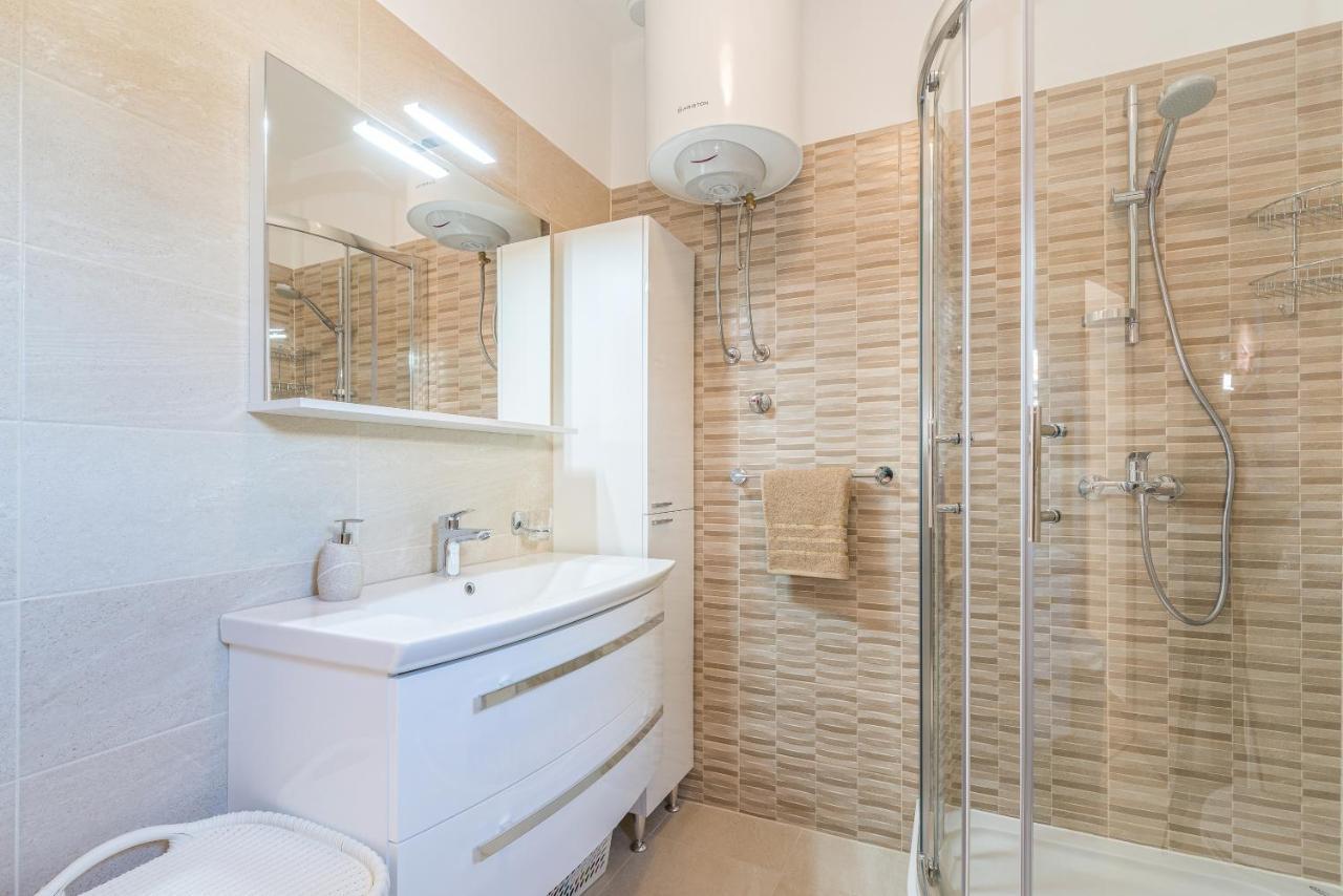 Apartman Tea Privlaka  Exteriör bild